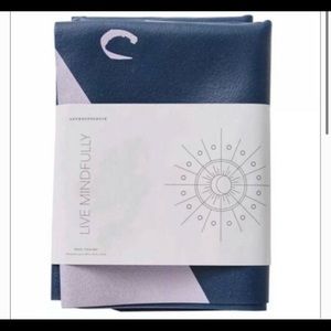 BNWT Anthropologie Travel Mat